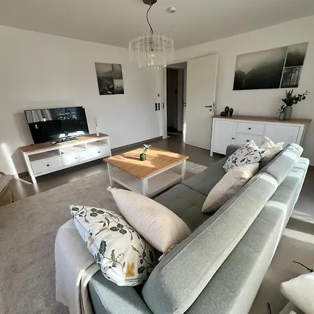 Moderne 72M2 Ferienwohnung Mit Sonnenterrase Top Lage Apartmán